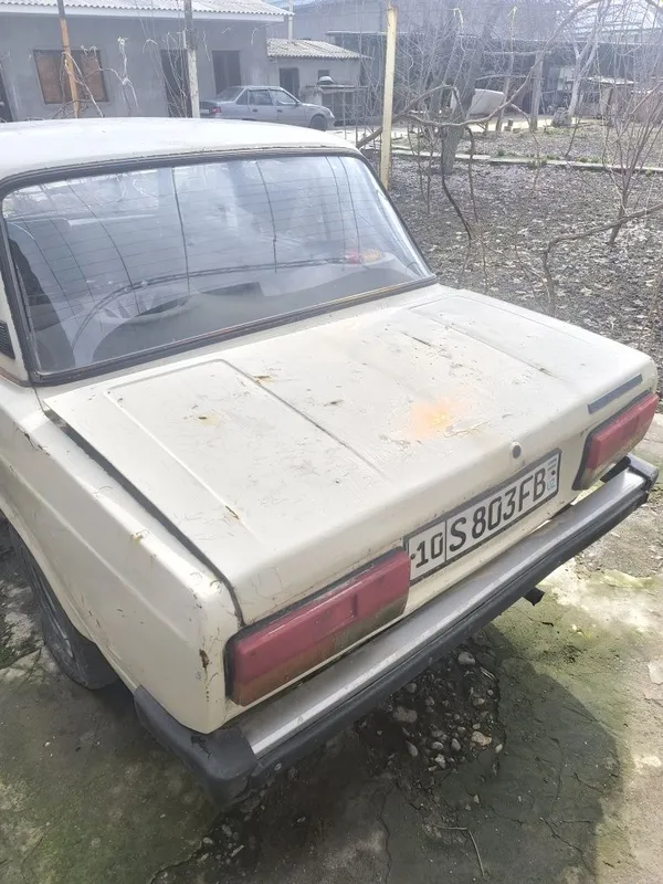 2105 sotiladi moshina yuradi