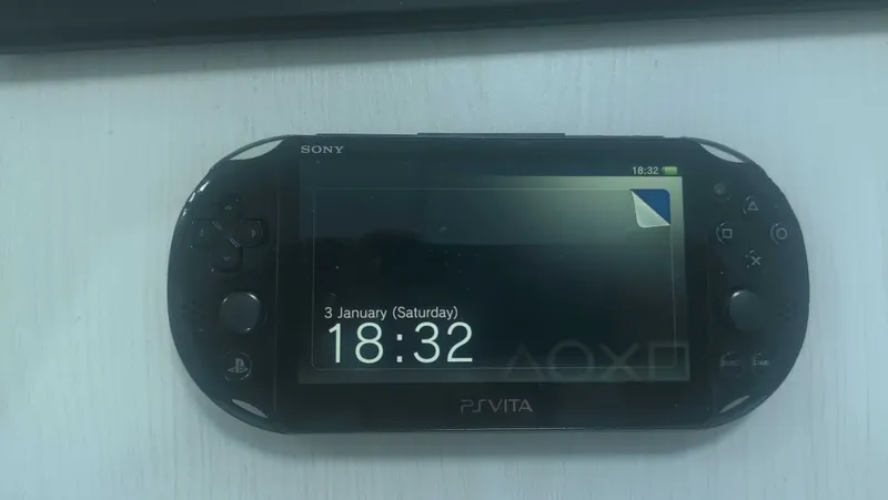 Playstation vita 2000 1