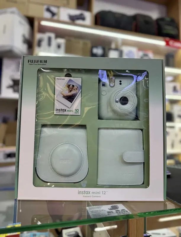 Fujifilm Instax mini 12