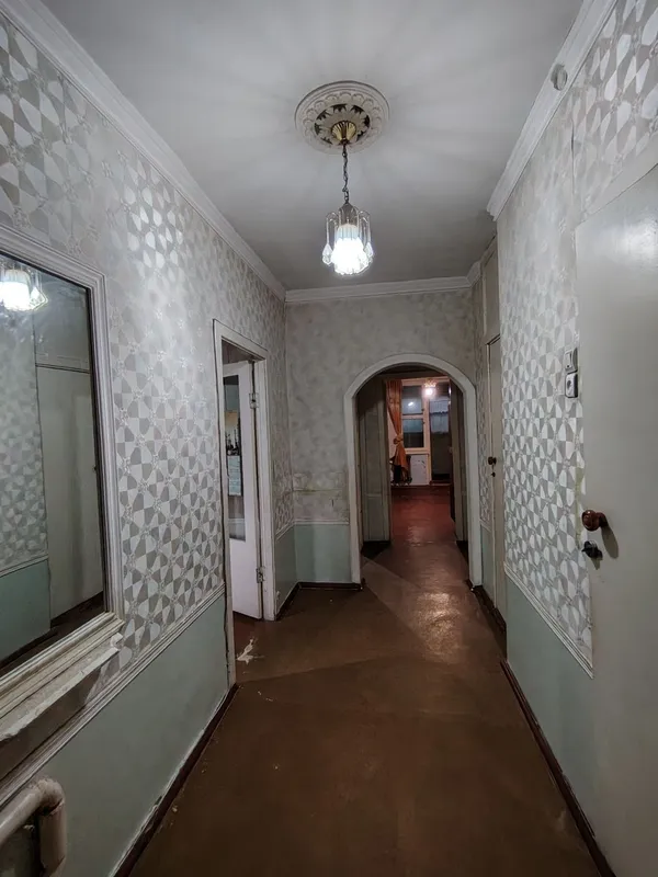 Продаётся Квартира 10-й мк.район — фото 1