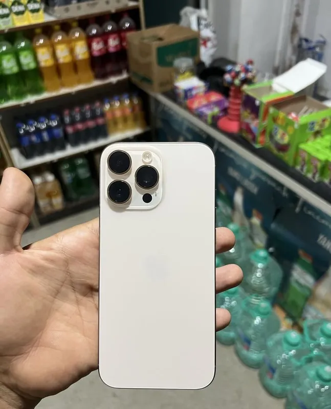 Iphone 16 pro max 1 Iphone 16 pro max 1