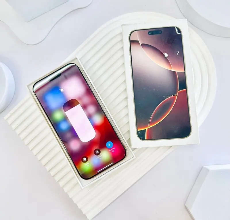 iPhone 16 ProMax 256Gb Desert Akk: 90% Kelwamiz — фото 1
