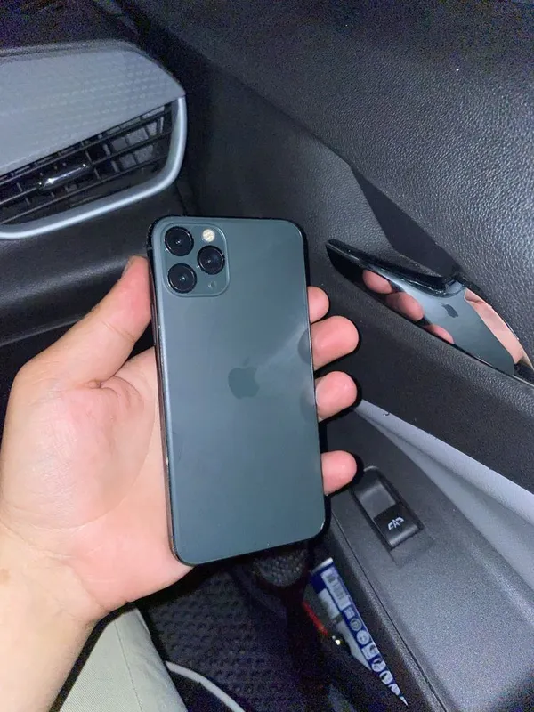 Iphone 11 pro obmen Iphone 11 pro obmen