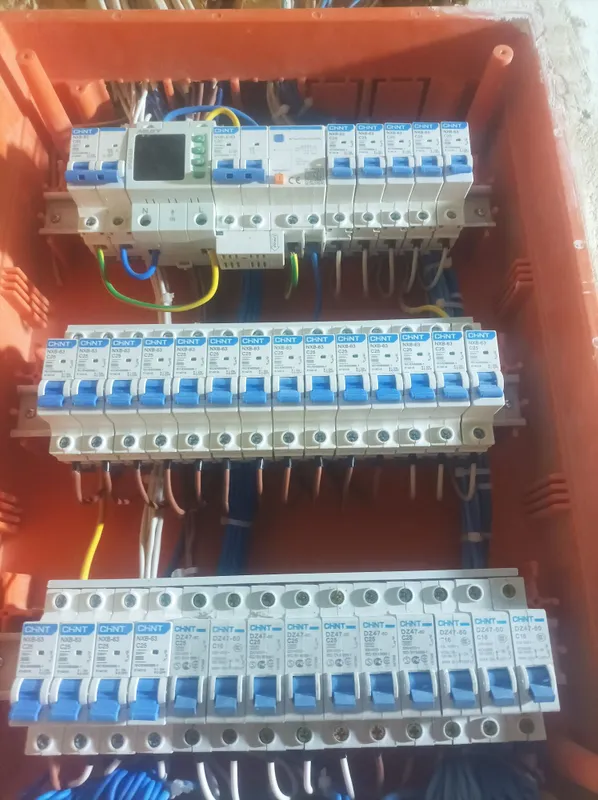 Elektrk xizmati bor