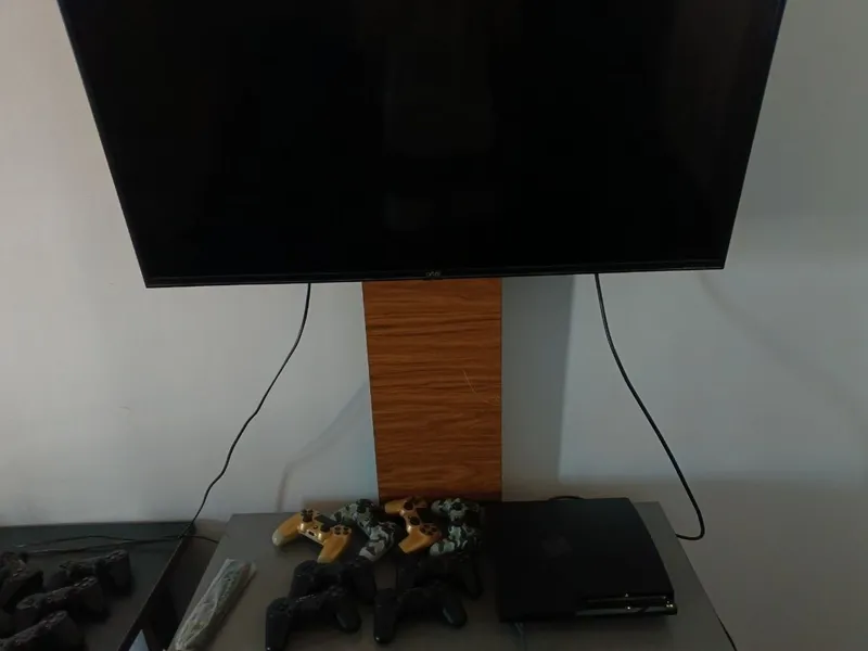 Playstation 3 bor 4 kamplekt sotiladi 2 Playstation 3 bor 4 kamplekt sotiladi 2