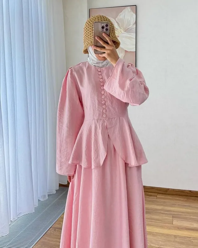 Kofta+yubka Razmer:(m) material:leon nar 2 Kofta+yubka Razmer:(m) material:leon nar 2