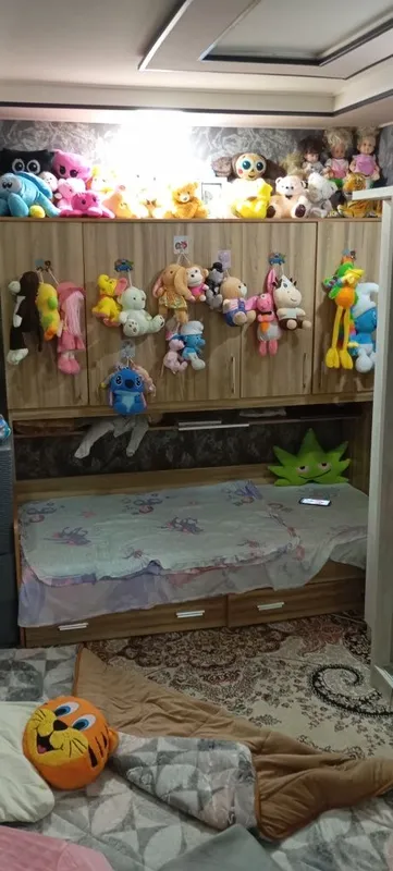 Продаётся детская кровать 2 в одном. Киргили 2 Продаётся детская кровать 2 в одном. Киргили 2