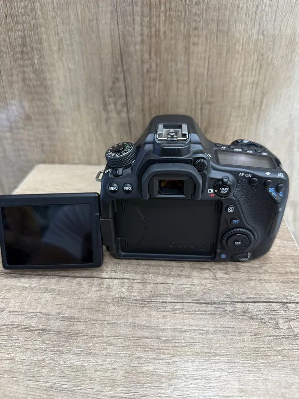 Canon 80D 18-135mm nano USM — фото 3