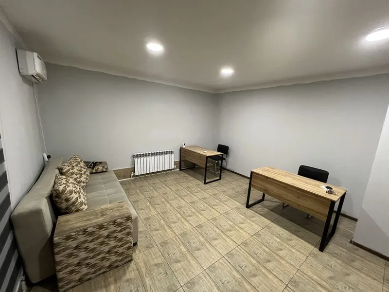 Аренда под офис 3 минут от метро Шахристан! С Мебелью! 350$ 4