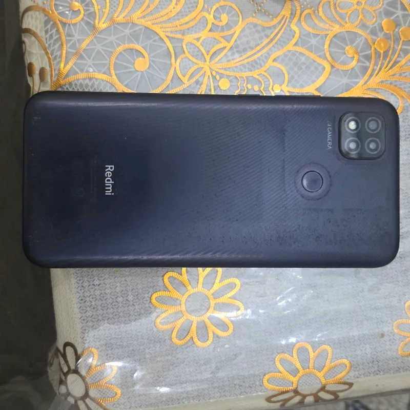 Telefon sotiladi Telefon sotiladi
