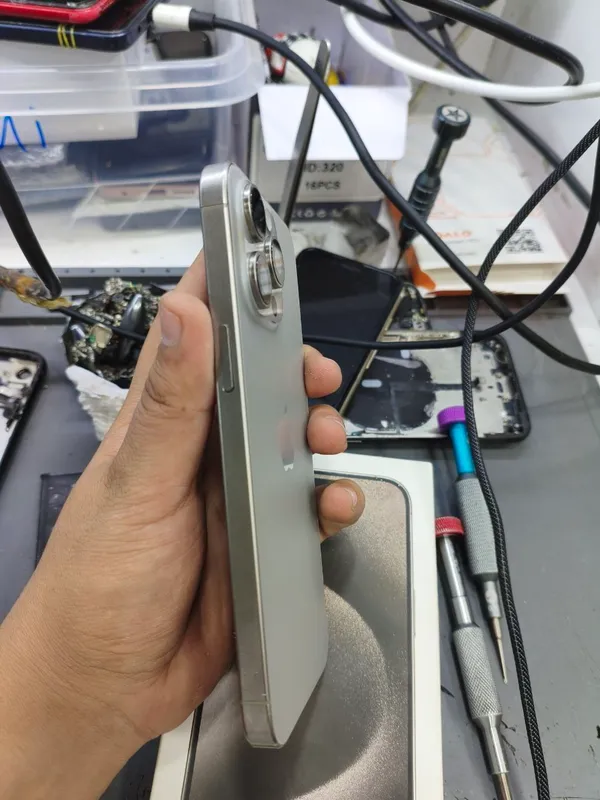 iphone 15 max 256gb titanium 4