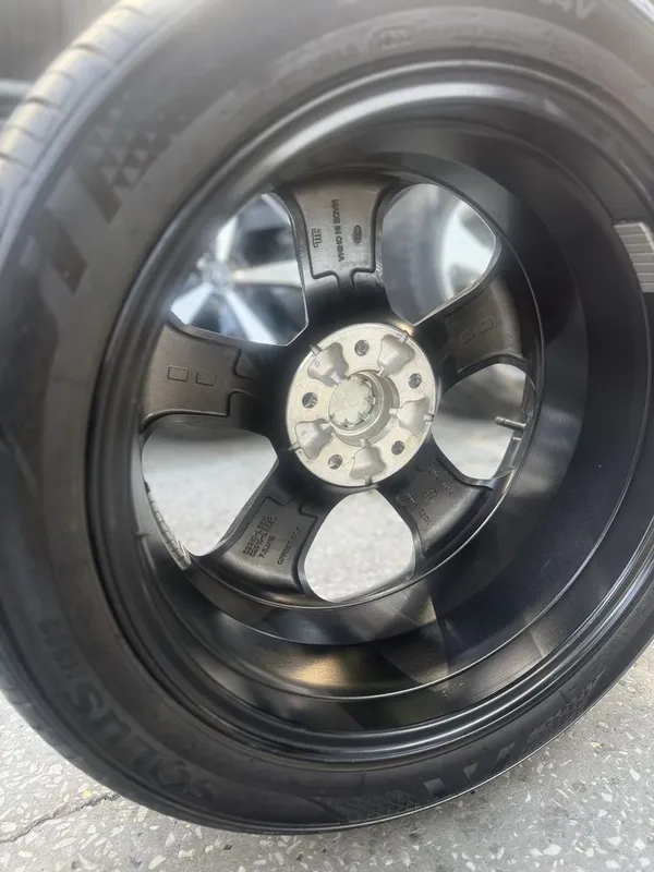 Диски и шины Kia k5 r18 3 Диски и шины Kia k5 r18 3