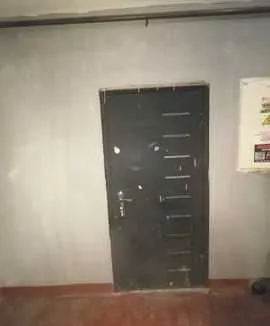 Ko'p qavatli uydagi (70-uy, 6-xonadon) 2