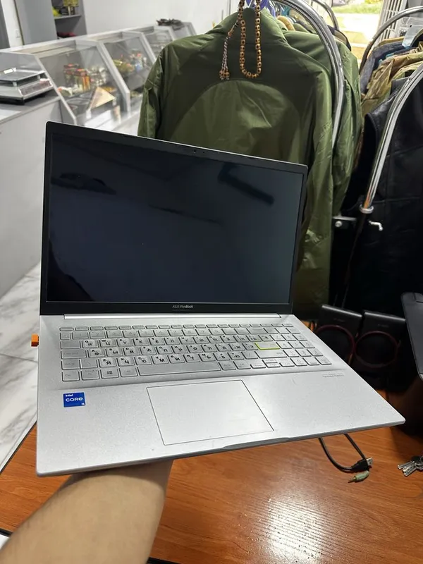 Asus Vivobook 15
