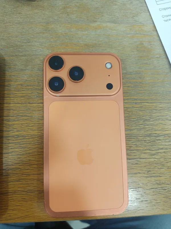 XR IPhone 17 pro korpus 1 XR IPhone 17 pro korpus 1