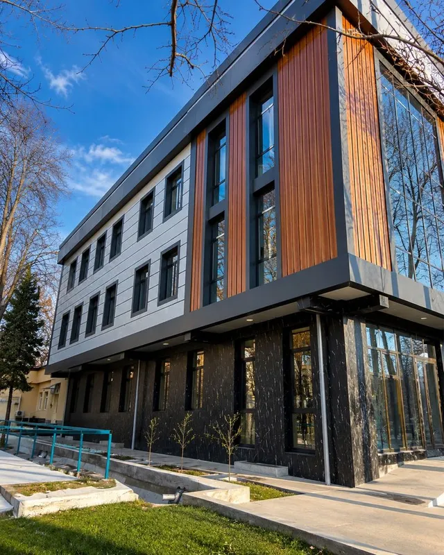 Чиланзар 1780кв.м Здание под бизнес !! Remax Эльвина — фото 1