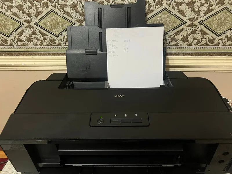 Epson L1800 xolati yaxshi 3 Epson L1800 xolati yaxshi 3