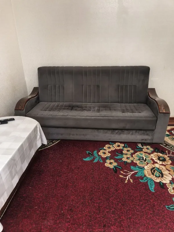 Продается диван Divan sotiladi