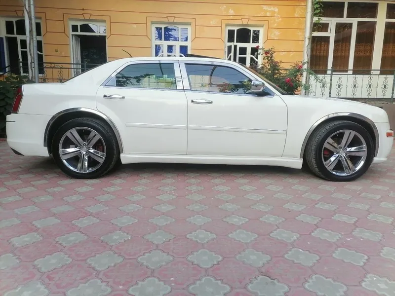 Chrysler 300c 2,8 объём 1 Chrysler 300c 2,8 объём 1
