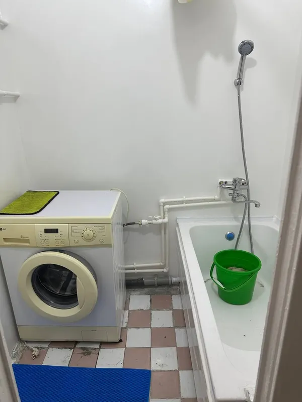 Chilonzor 25 . 1xona 2xona qilingan 3 etaj Ijaraga beriladi 5