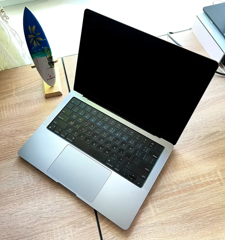 MacBook Pro M1 Pro (Silver) 16/512- (Makbuk-Apple) 2 MacBook Pro M1 Pro (Silver) 16/512- (Makbuk-Apple) 2