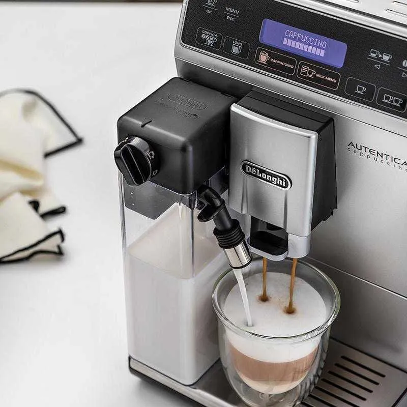 Кофемашина DELONGHI ниском Цена доставка есть другие мадели есть 3