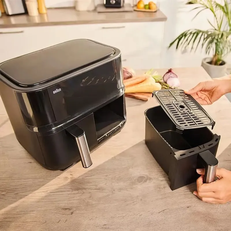 Фритюрница Braun TD3030IBK 3