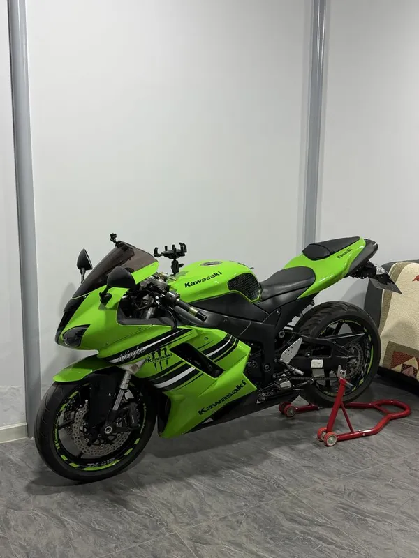 Kawasaki zx6r 2007 — фото 1