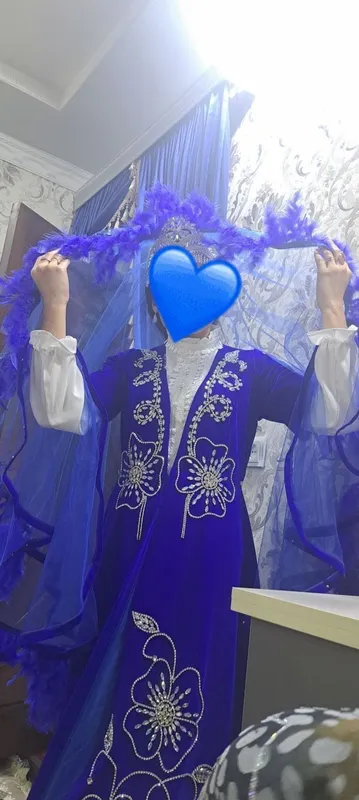 Ansambl sarisi va diemasi bilan birga.. — фото 5