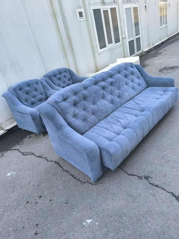 Mebel sotiladi deyarli yangi holatda narxi 600 4 Mebel sotiladi deyarli yangi holatda narxi 600 4