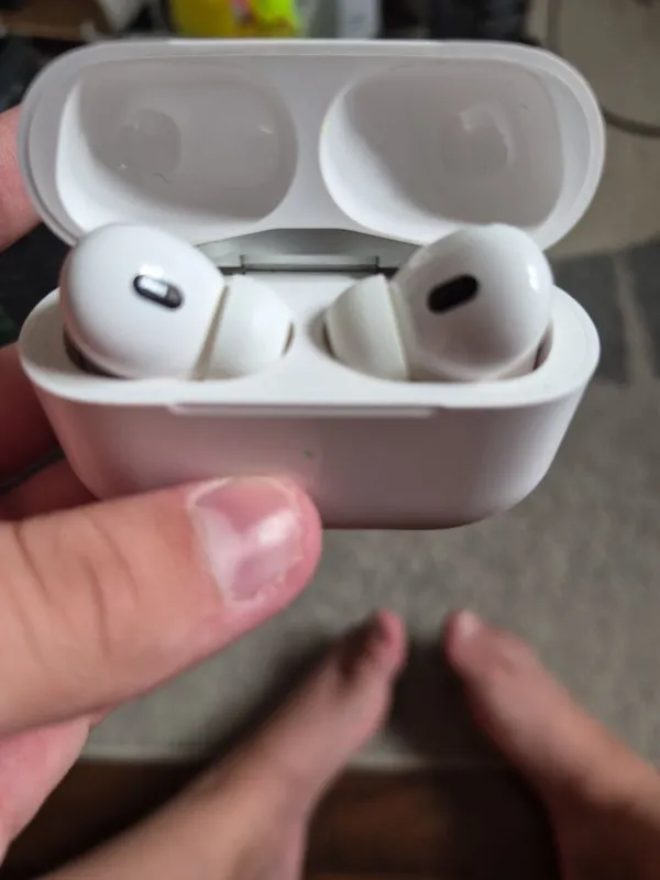 Продам копия AirPods Pro 2 устаревшая версия 6 Продам копия AirPods Pro 2 устаревшая версия 6