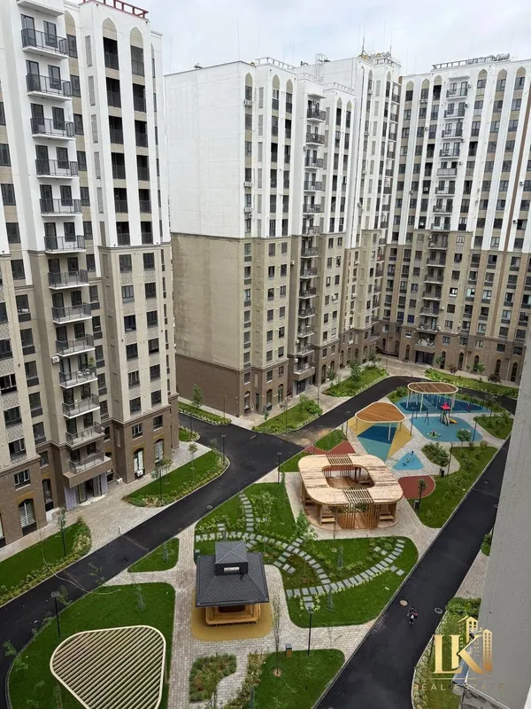 Продаётся 3-комнатная квартира в ЖК Oz'Makon (Мирабадский район) Продаётся 3-комнатная квартира в ЖК Oz'Makon (Мирабадский район)