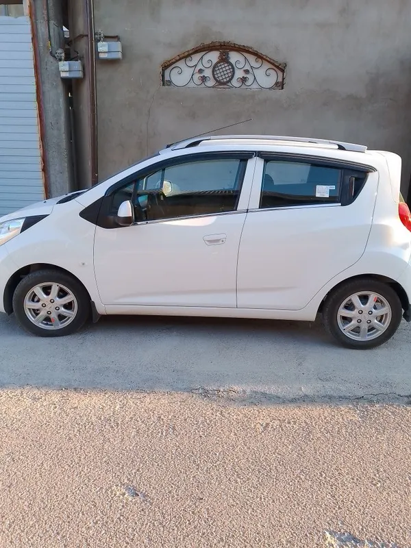 Chevrolet Spark avtomat — фото 1