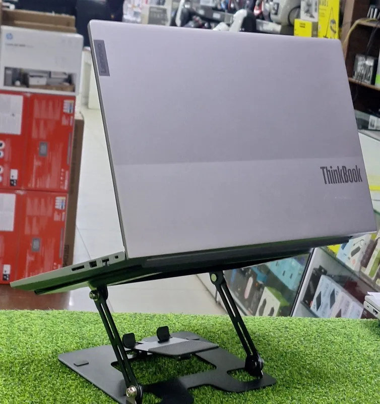 Lenovo ThinkBook 15.6 IPS Ryzen 5 4600U 8GB  256GB 3
