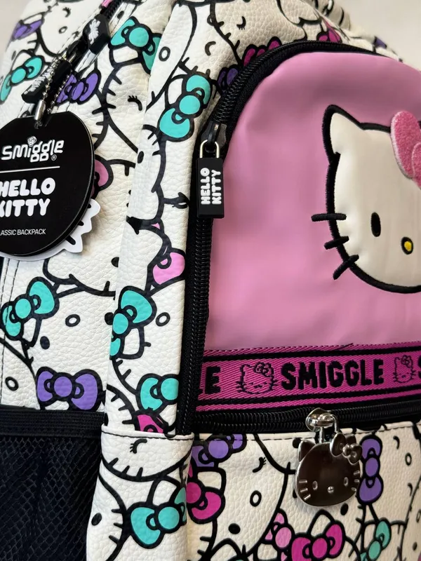 Smiggle × Hello Kitty ryukzagi 2 Smiggle × Hello Kitty ryukzagi 2