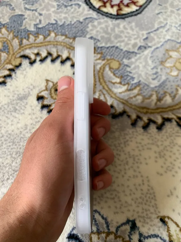 iPhone 16 Pro uchun g‘ilof 6 iPhone 16 Pro uchun g‘ilof 6