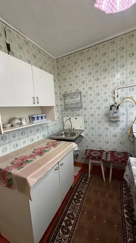 Сдается 1 ком квартира Адрес 1 мкр Чирчик. Сдаётс — фото 1