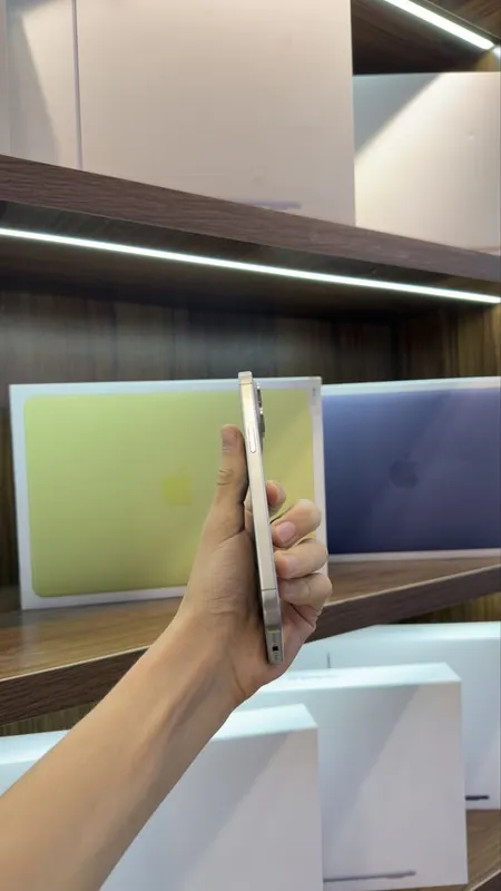 iphone 15 pro max naxtka 4