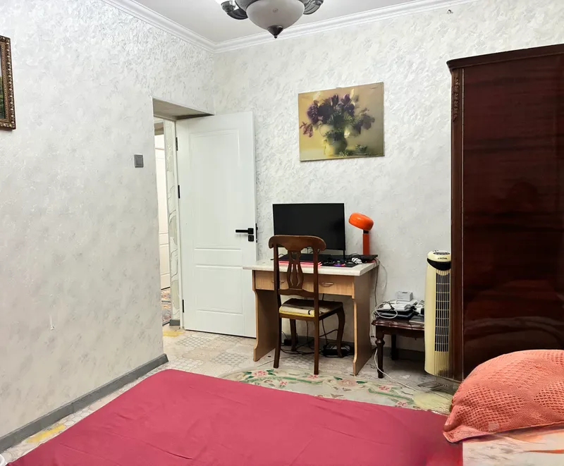 Rakat mahallasida kvartira sotiladi 5
