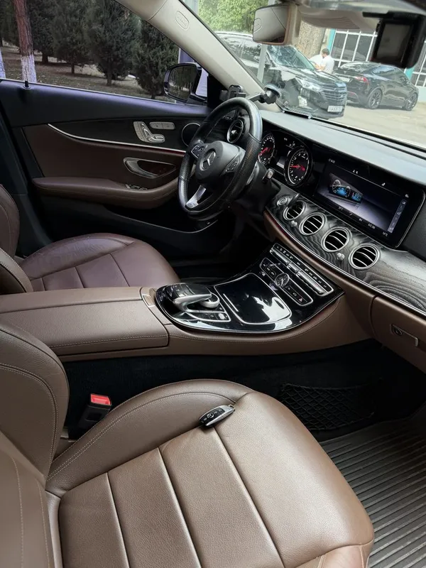 Mercedes Benz W213 E200 7 Mercedes Benz W213 E200 7