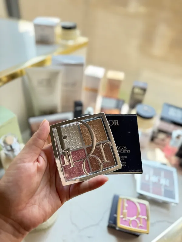 DIOR, Charlotte Tilbury, Bobbi Brown 1 DIOR, Charlotte Tilbury, Bobbi Brown 1