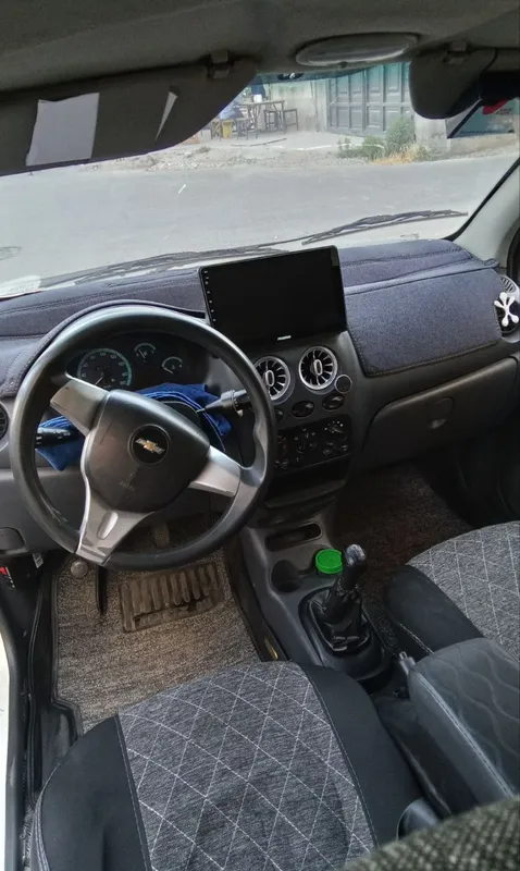matizga Android manitor 10 dyum matizga Android manitor 10 dyum