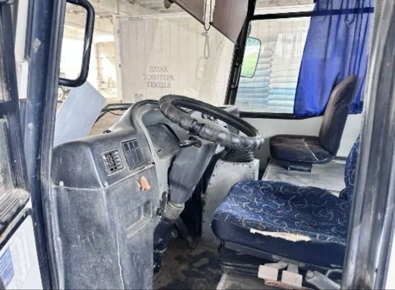Aftobus Isuzu 2011 yil 5 Aftobus Isuzu 2011 yil 5