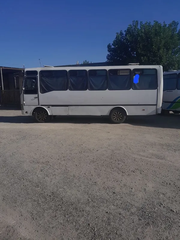 Isuzu SAZ avtobus