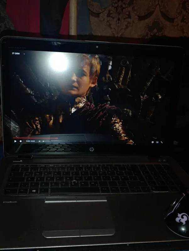HP sensorli ekran