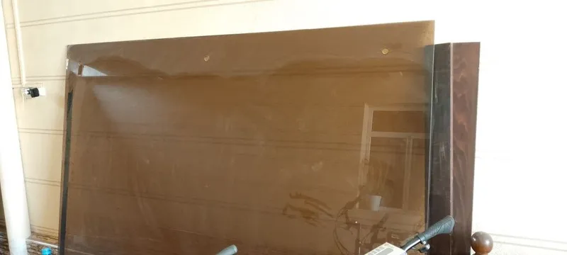 Калеонный стекло
