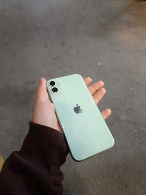 iPhone 11 2