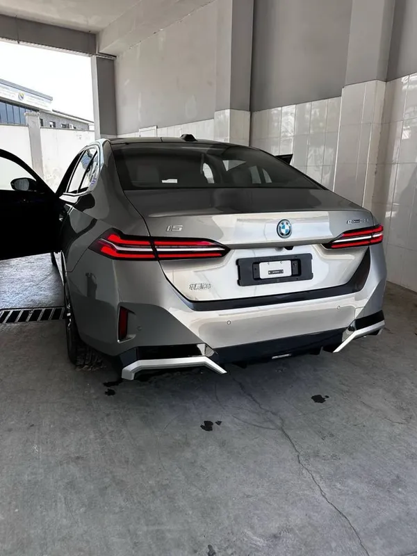 BMW I5 L35 full obmen 5