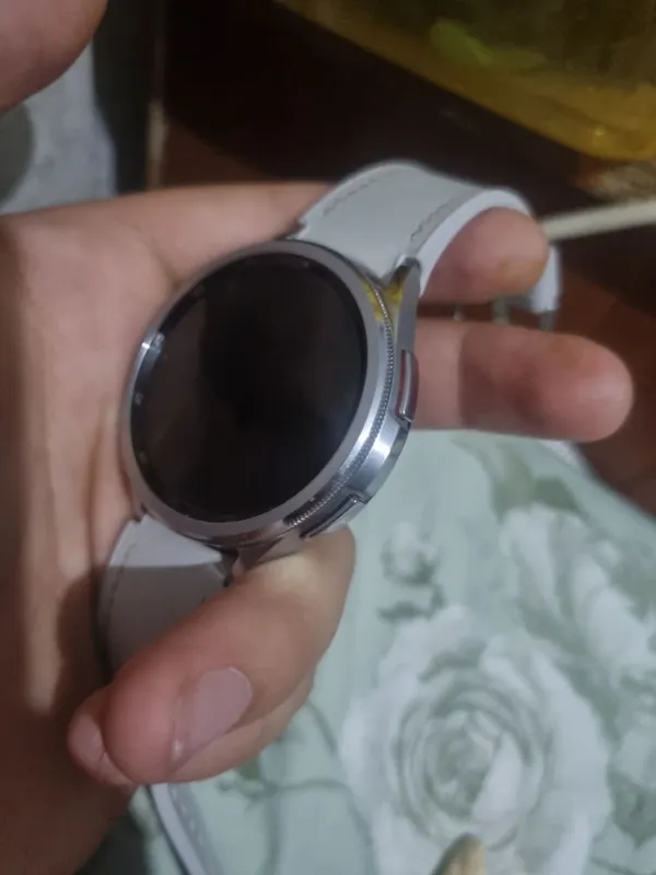 Sotiladi Galaxy watch 6classic 3 Sotiladi Galaxy watch 6classic 3