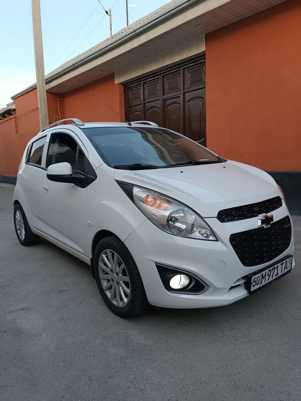 Chevrolet spark avtomabili — фото 1